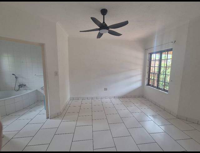 3 BEDROOM SECTIONAL TITLE FOR SALE IN MANABA BEACH